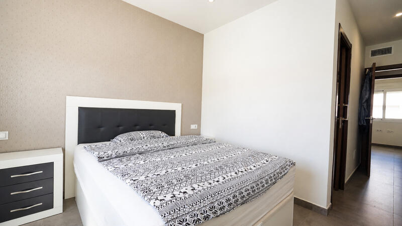 2 slaapkamer Appartement Te koop 2 slaapkamer Appartement Te koop