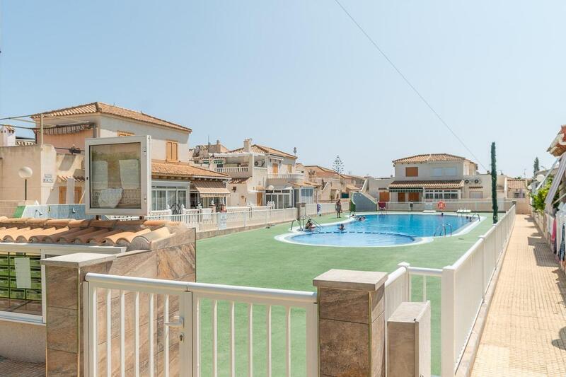 Villa til salgs i Playa Flamenca, Alicante Villa til salgs i Playa Flamenca, Alicante