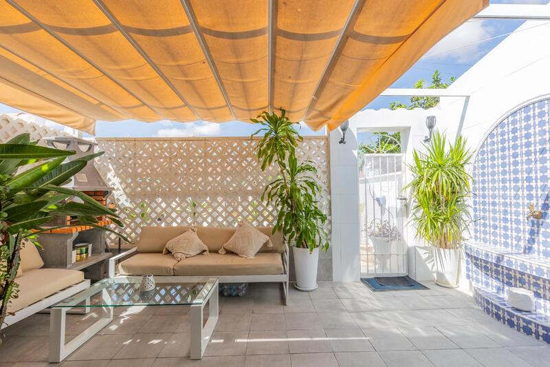 2 soveværelse Villa til salg i Torrevieja, Alicante