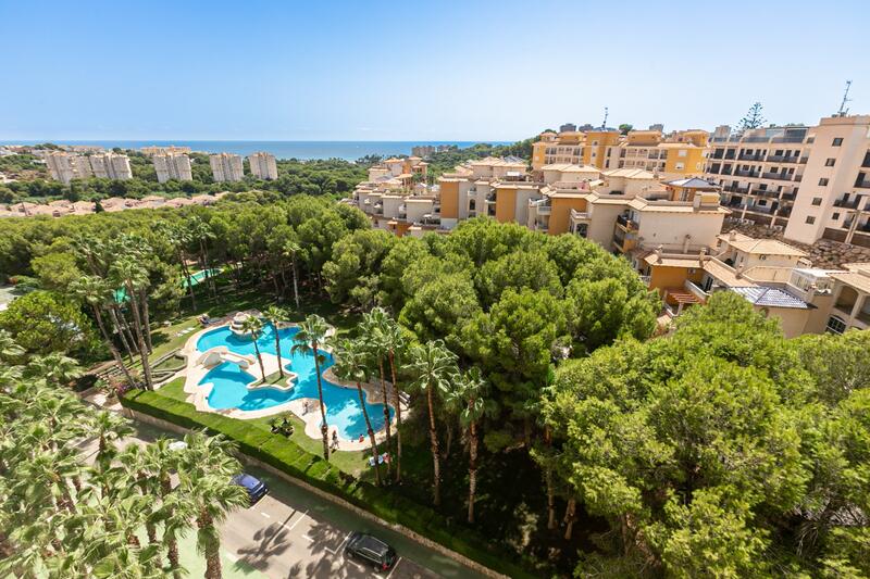 квартира продается в Campoamor, Alicante
