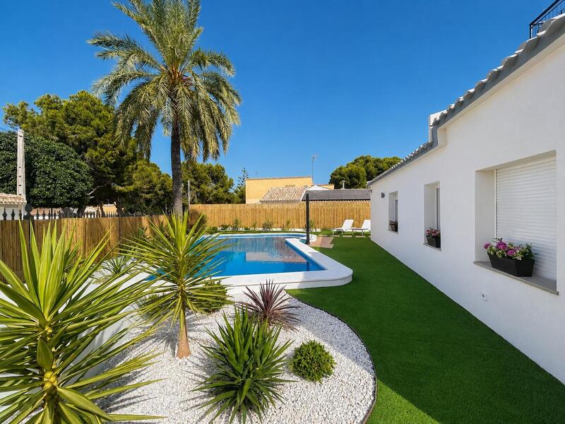 4 slaapkamer Villa Te koop 4 slaapkamer Villa Te koop