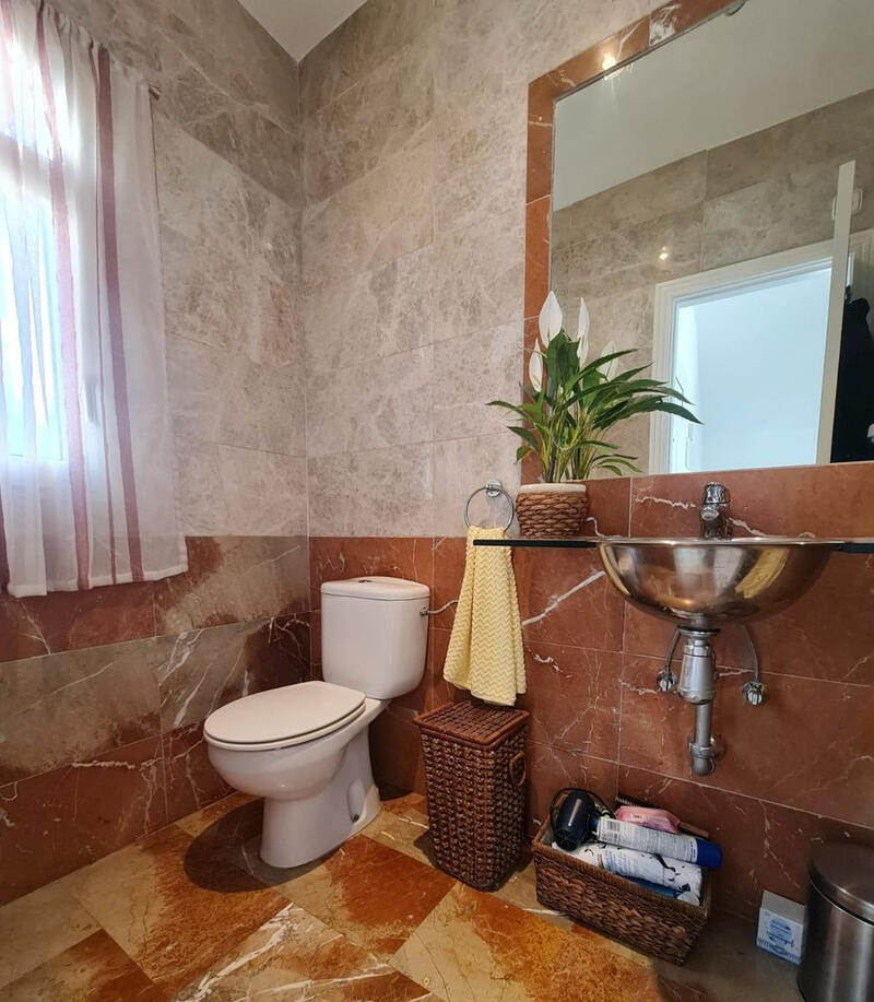 3 bedroom Villa for sale 3 bedroom Villa for sale