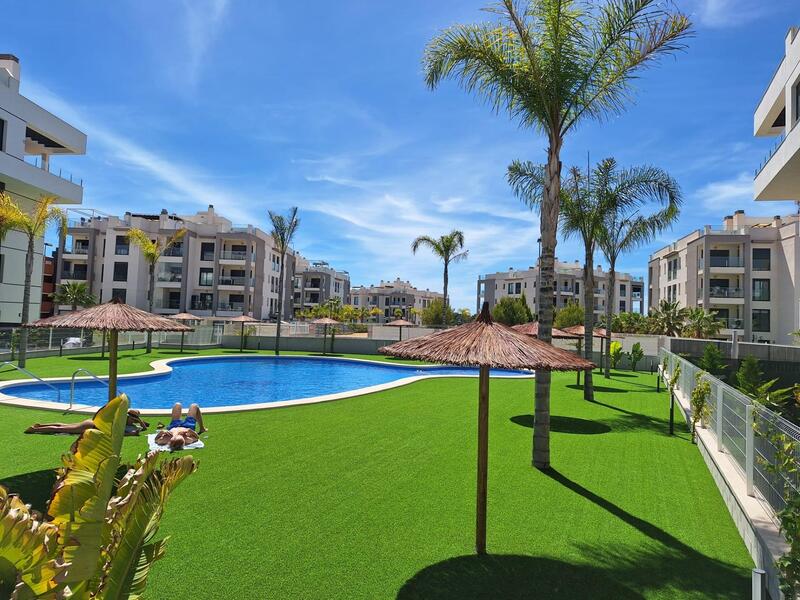 квартира продается в San Miguel de Salinas, Alicante