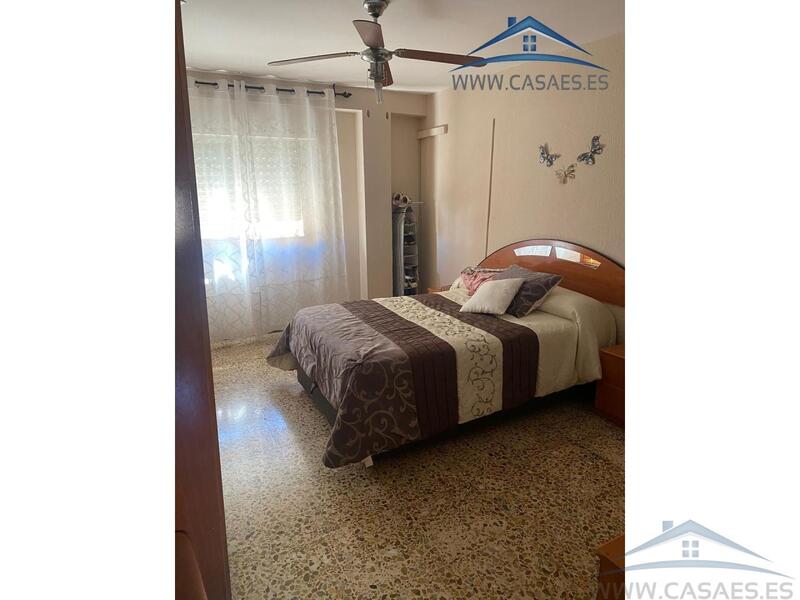 4 slaapkamer Appartement Te koop