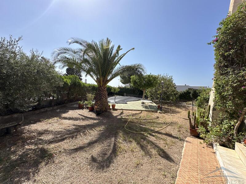 2 bedroom Country House for sale