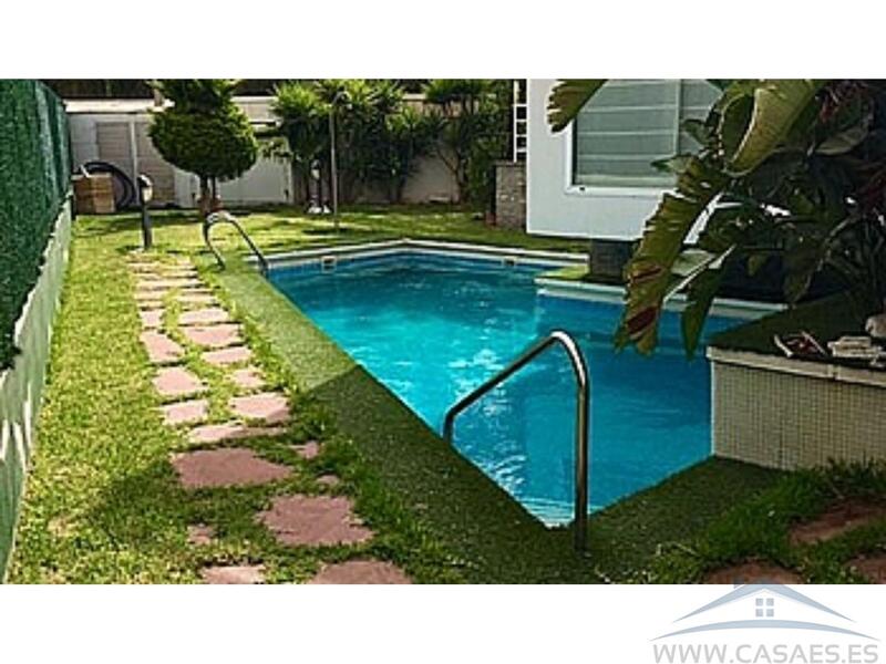 6 Cuarto Casa de Campo en venta