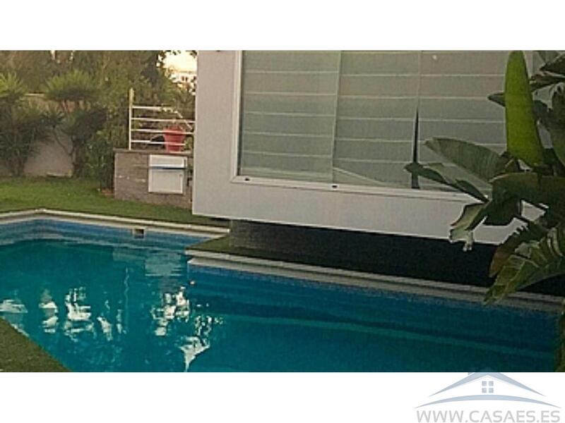 6 Cuarto Casa de Campo en venta