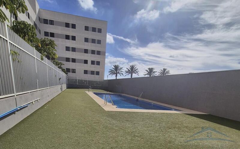 Apartment for Long Term Rent in Roquetas de Mar, Almería