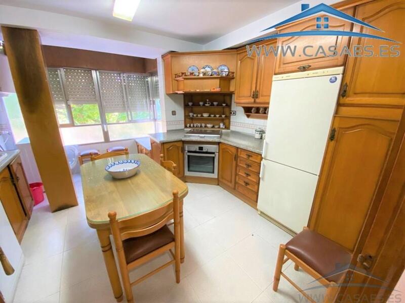 3 bedroom Apartment for Long Term Rent
