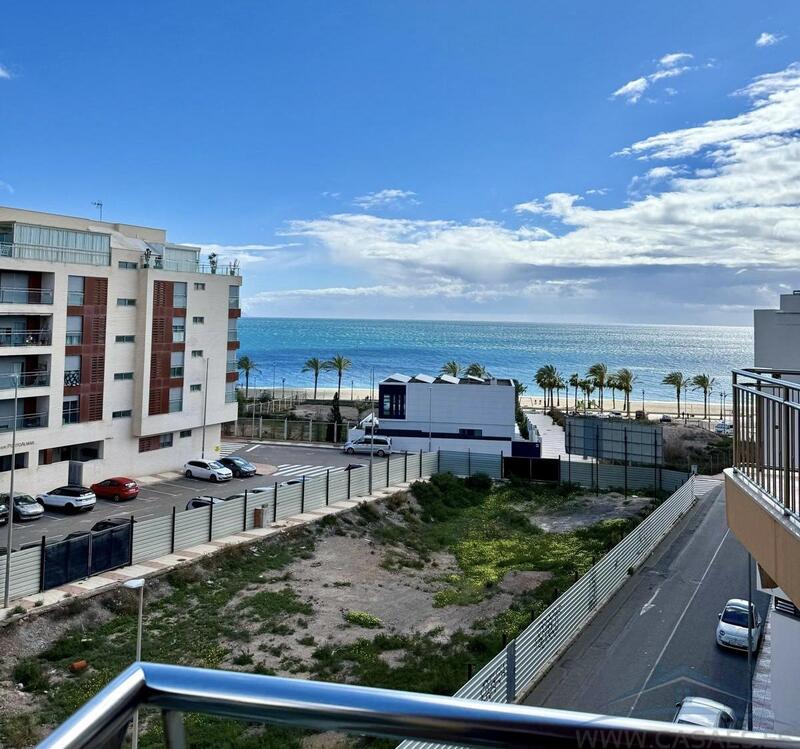 Apartment for Long Term Rent in Aguadulce, Almería