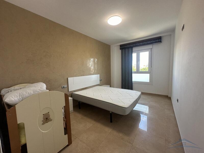 4 Schlafzimmer Appartement für Langzeitmiete
