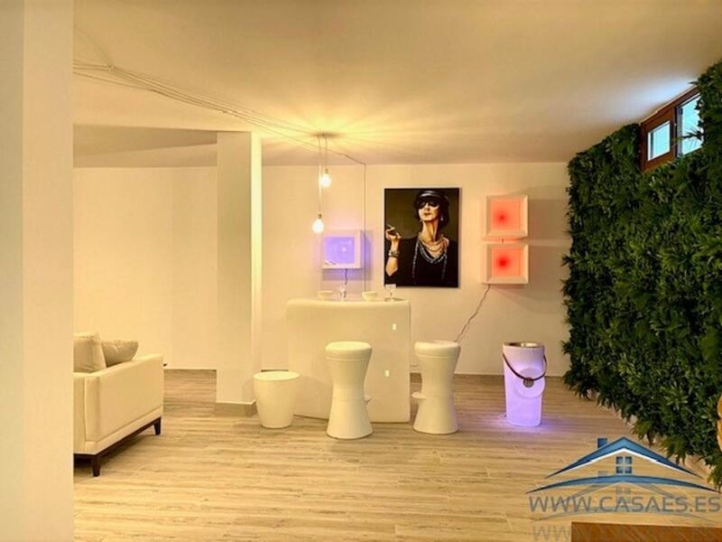 3 bedroom Townhouse for sale