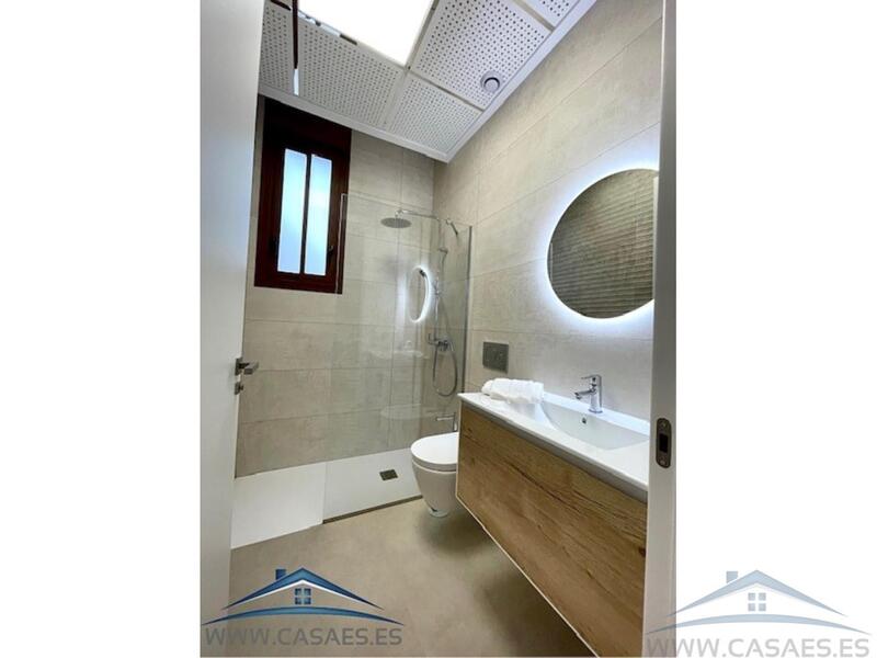 3 bedroom Townhouse for sale
