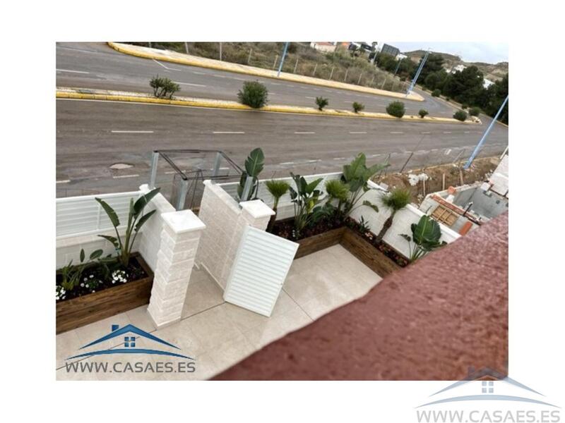 3 bedroom Townhouse for sale