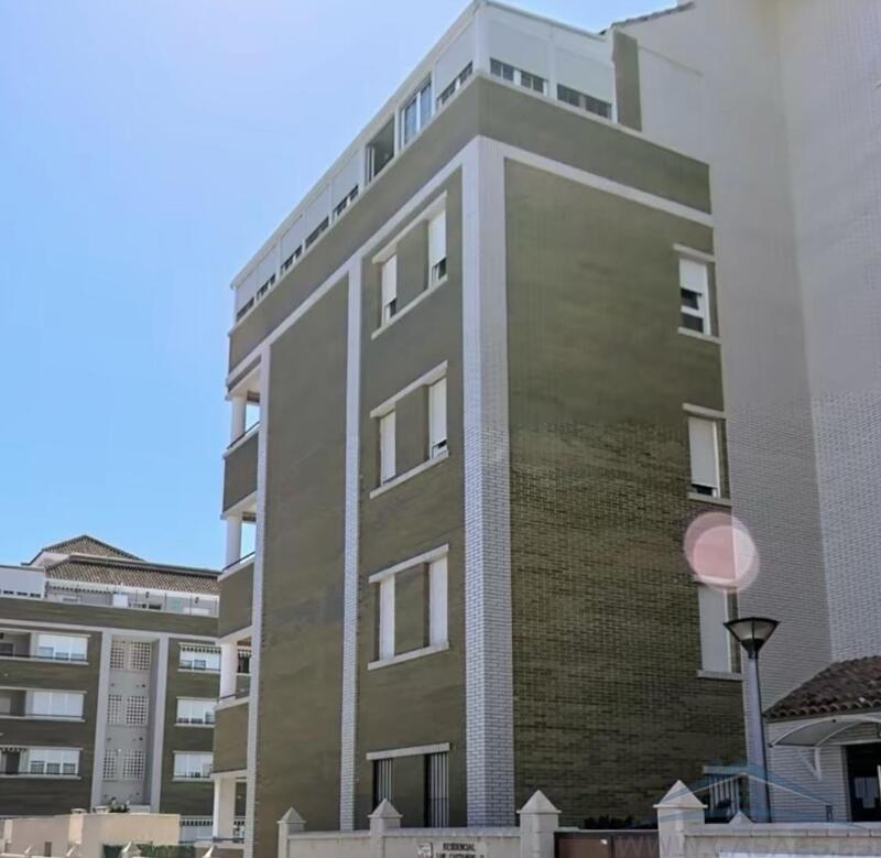 Appartement für Langzeitmiete in Roquetas de Mar, Almería