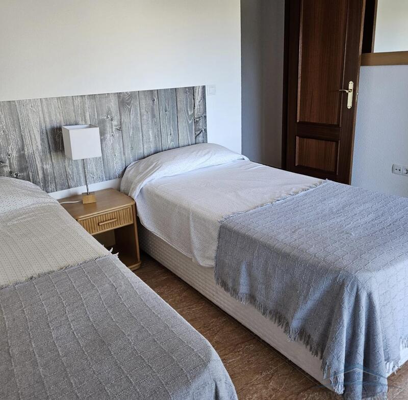 2 chambre Appartement à louer à long terme