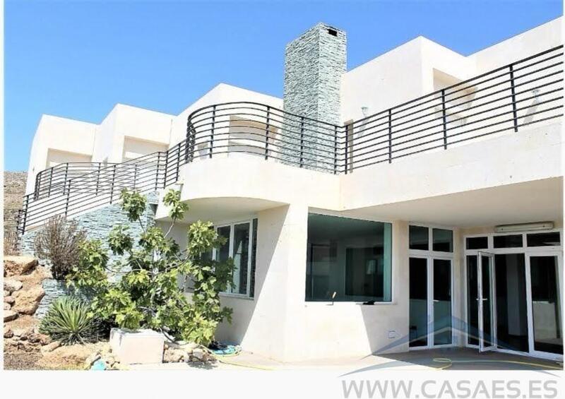 5 Cuarto Casa de Campo en venta