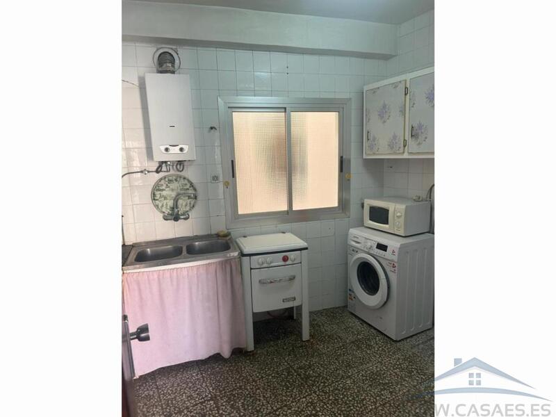 3 спальная комната квартира продается