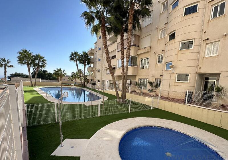 Lägenhet för långsiktig hyra i Aguadulce, Almería