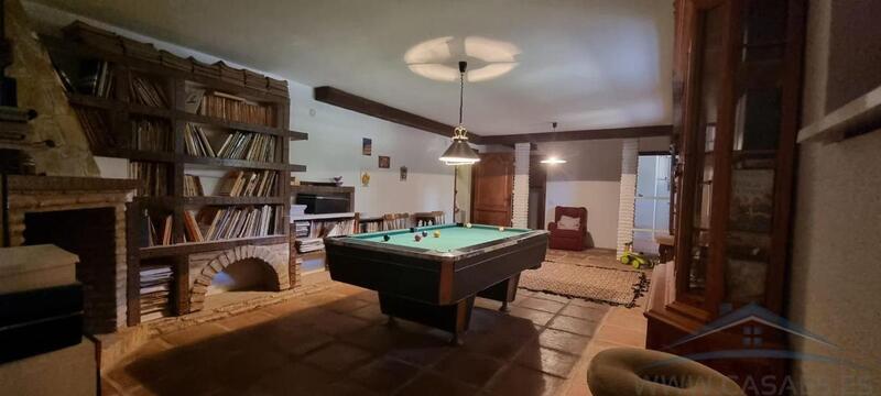 9 slaapkamer Gezinswoning Te koop