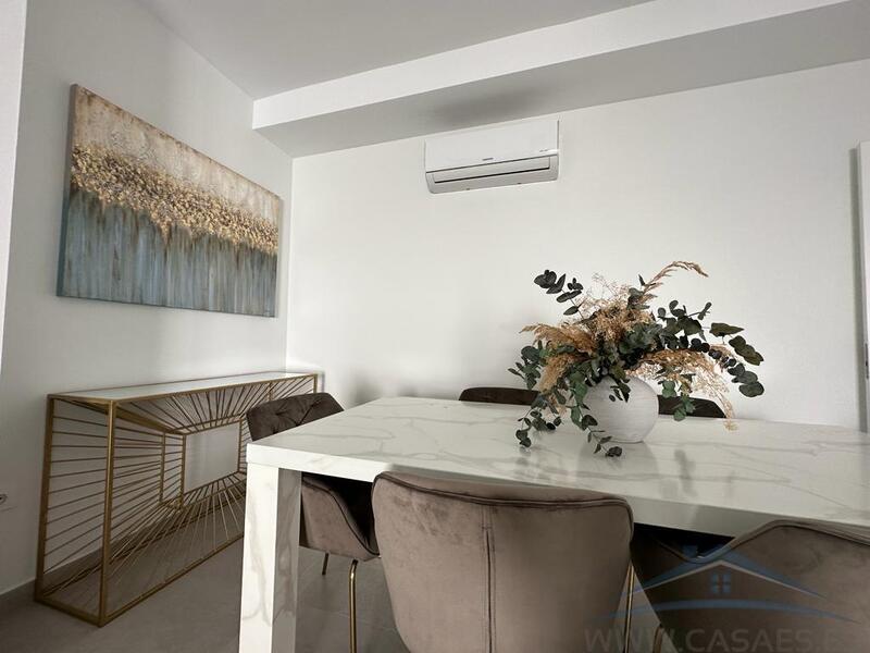 4 Schlafzimmer Landhaus zu verkaufen