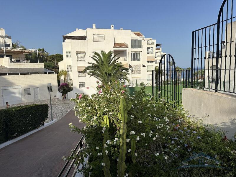 Appartement à louer à long terme dans Aguadulce, Almería