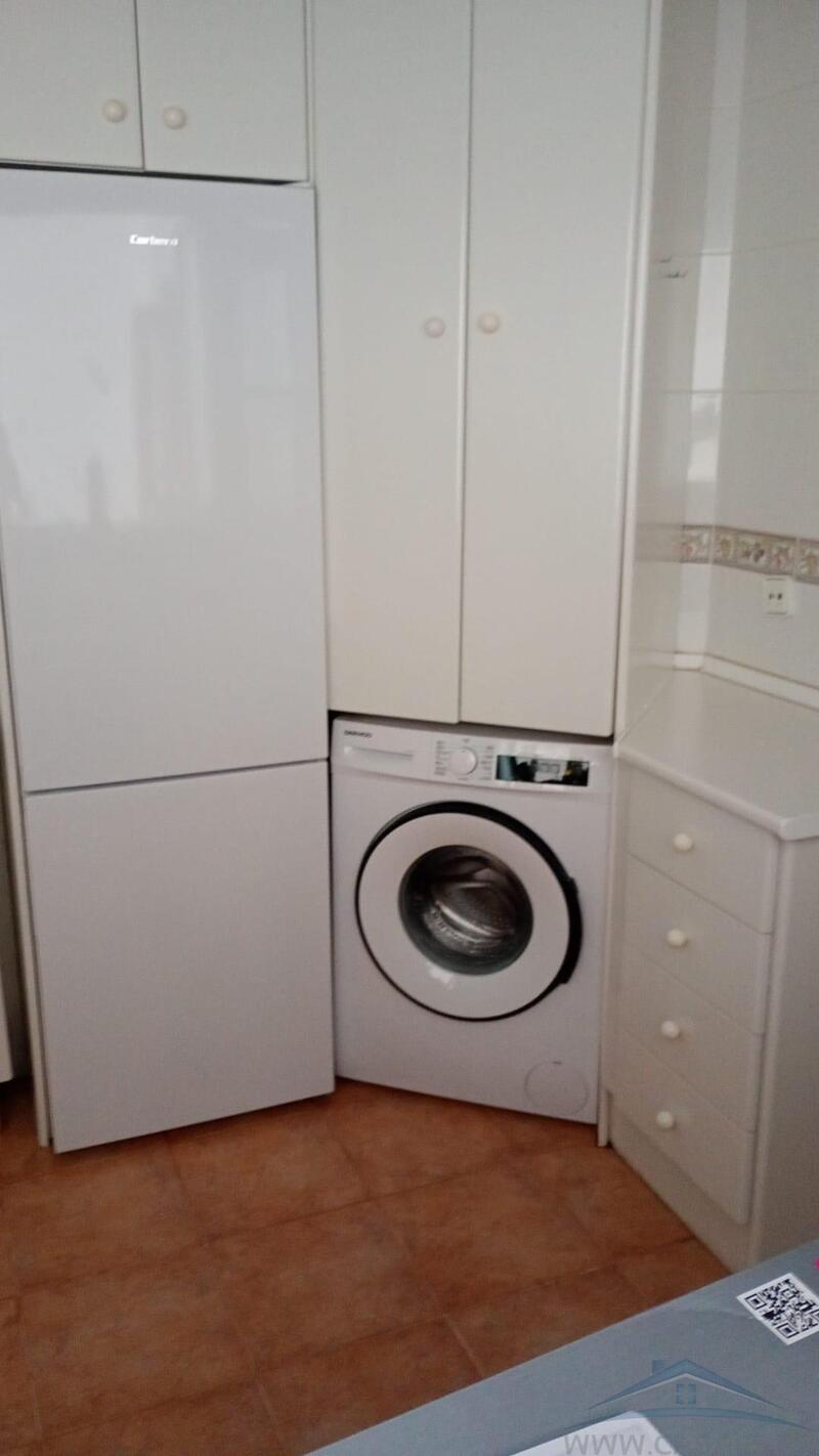 3 bedroom Apartment for Long Term Rent