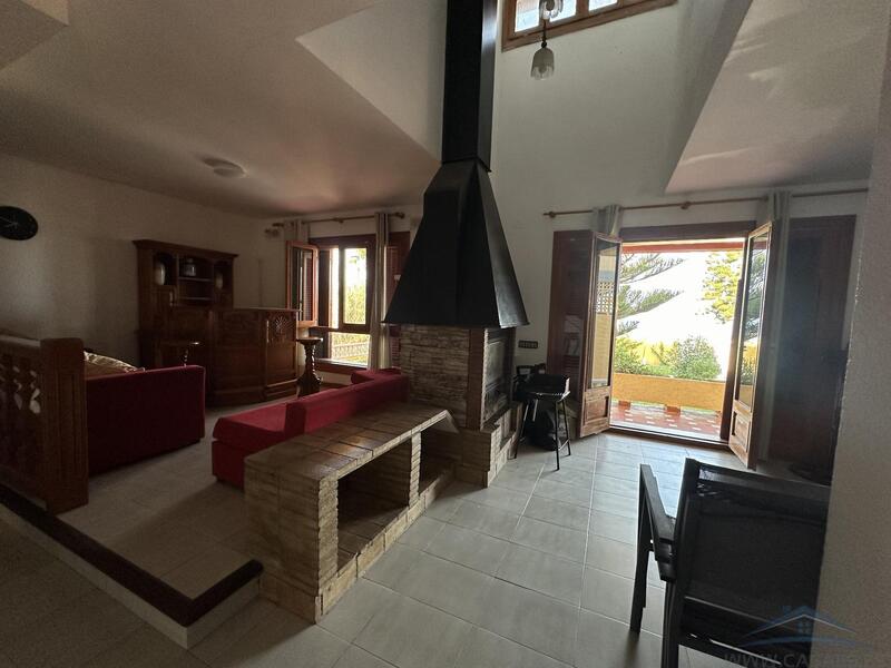 5 bedroom Country House for Long Term Rent