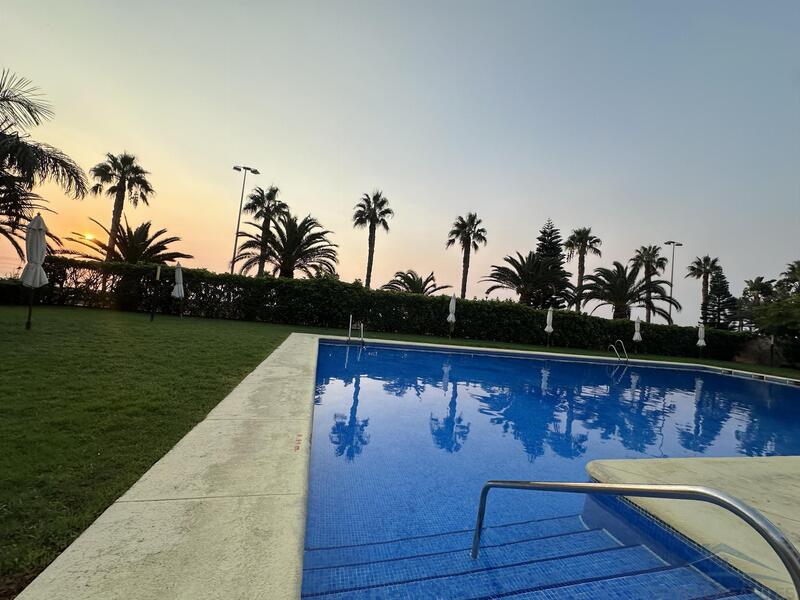 4 bedroom Apartment for sale
