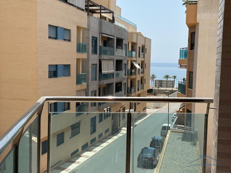 Apartment for Long Term Rent in Aguadulce, Almería