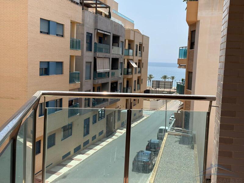 3 bedroom Apartment for Long Term Rent