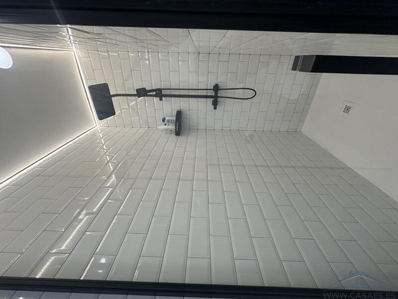 1 bedroom Apartment for Long Term Rent