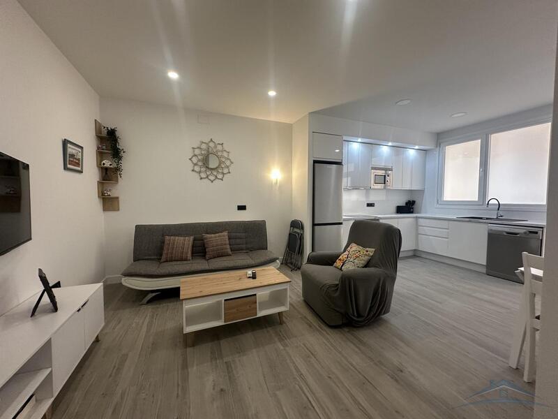 1 bedroom Apartment for Long Term Rent