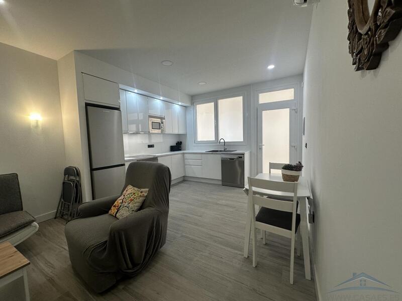 1 bedroom Apartment for Long Term Rent