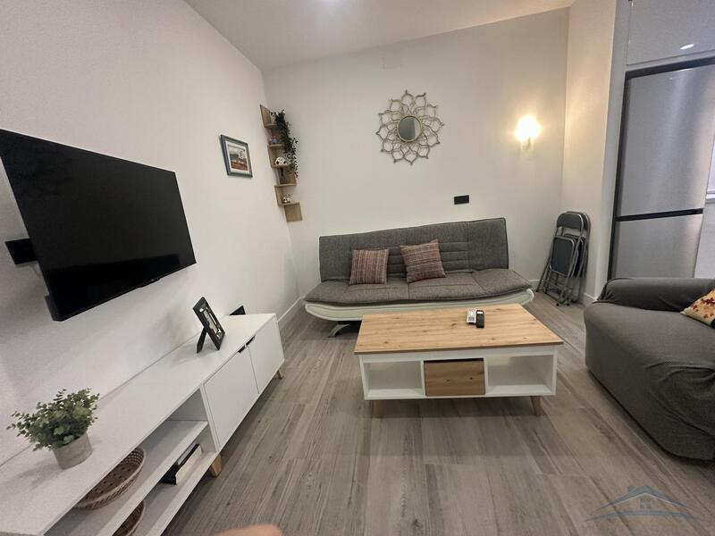 1 bedroom Apartment for Long Term Rent