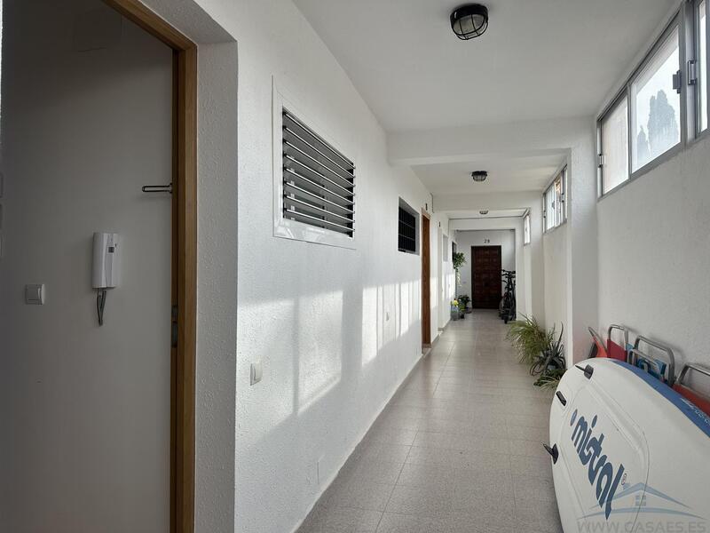 1 bedroom Apartment for Long Term Rent