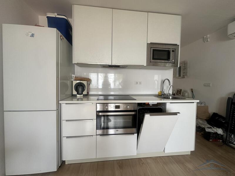 1 bedroom Apartment for Long Term Rent