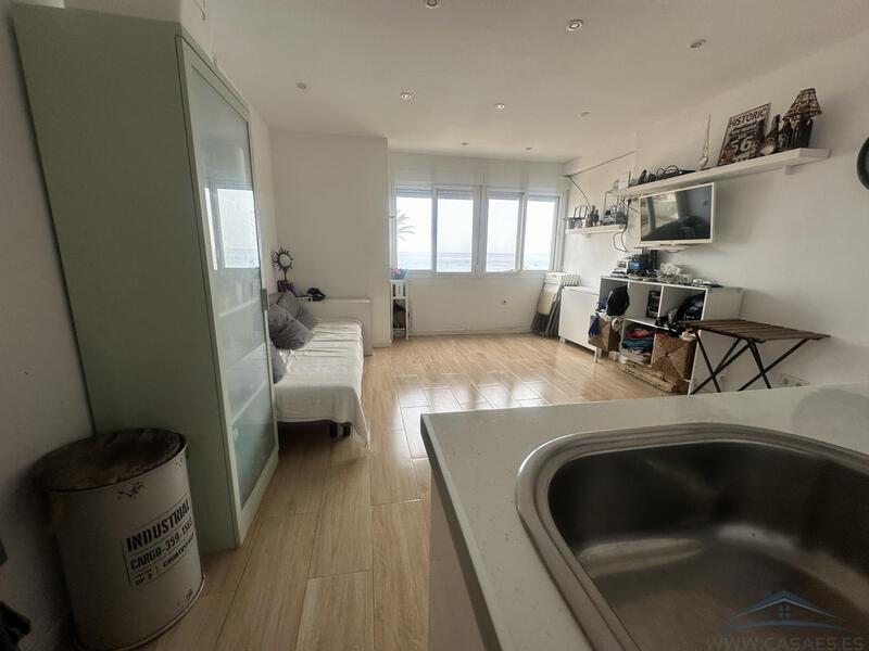 1 bedroom Apartment for Long Term Rent