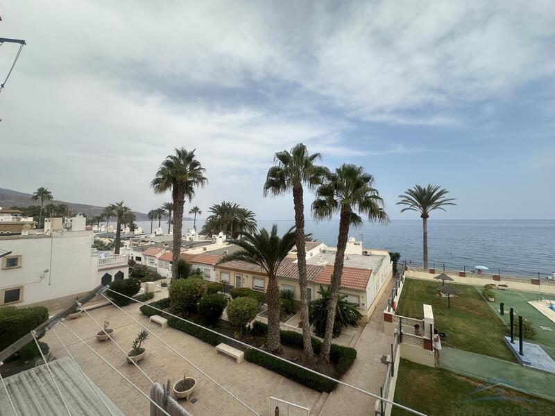 1 bedroom Apartment for Long Term Rent