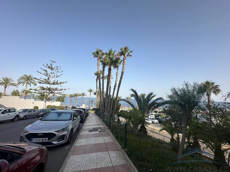 3 bedroom Apartment for Long Term Rent