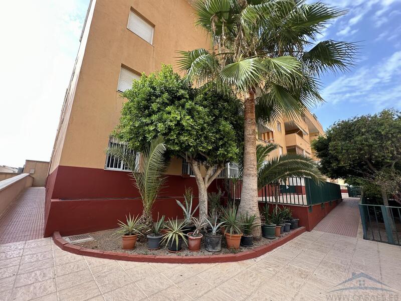 2 bedroom Apartment for sale