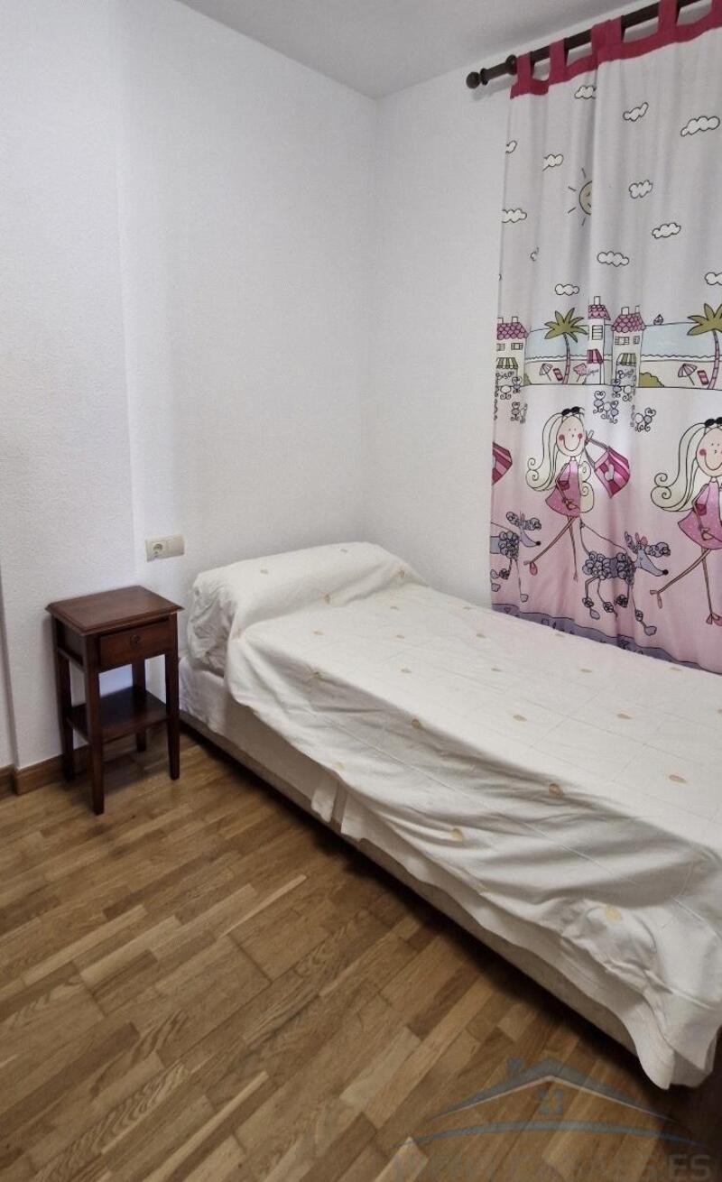 2 sovrum Lägenhet för långsiktig hyra 2 sovrum Lägenhet för långsiktig hyra