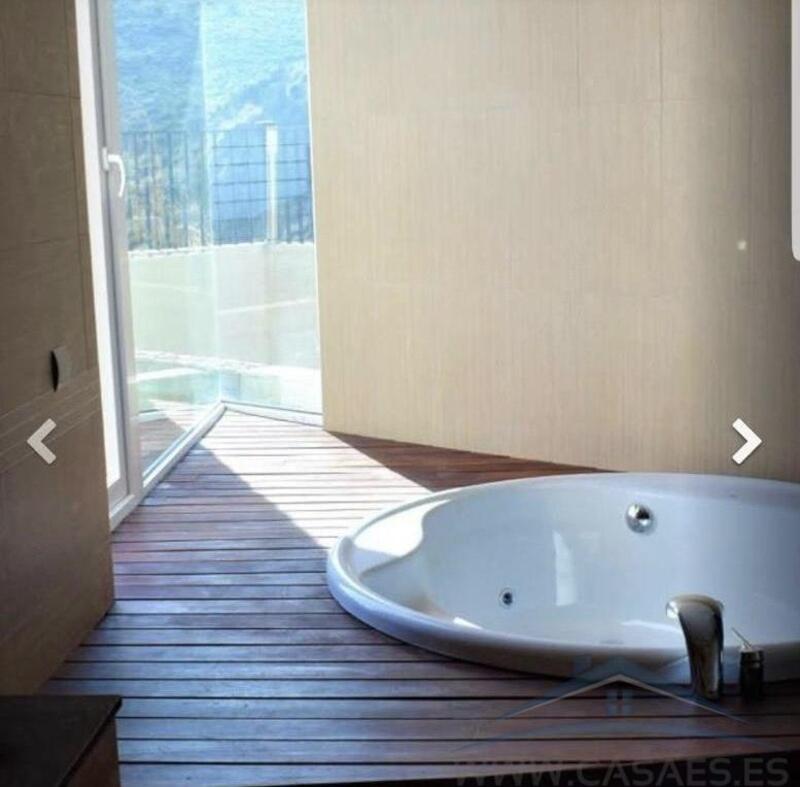 5 bedroom Country House for sale 5 bedroom Country House for sale