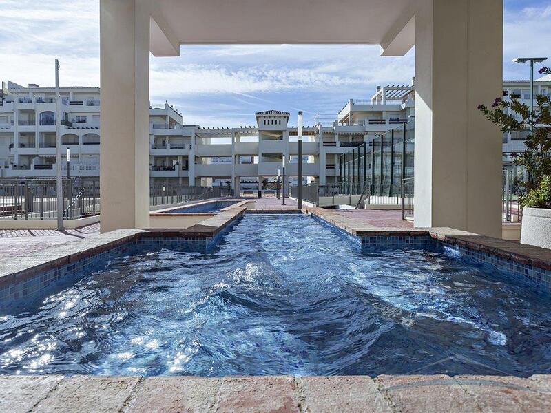 квартира в долгосрочную аренду в Roquetas de Mar, Almería