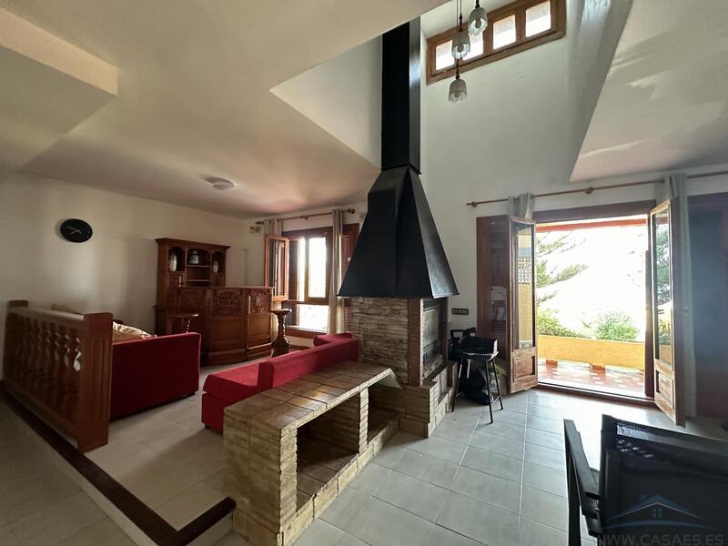 5 bedroom Country House for sale