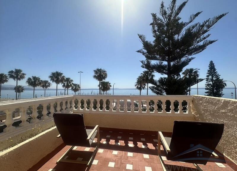 5 bedroom Country House for sale