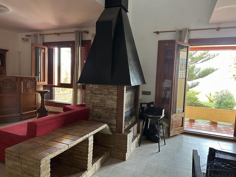 5 bedroom Country House for sale