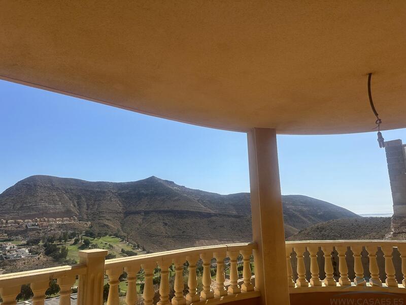 4 bedroom Country House for sale 4 bedroom Country House for sale