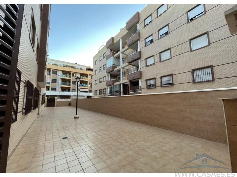 2 bedroom Apartment for Long Term Rent