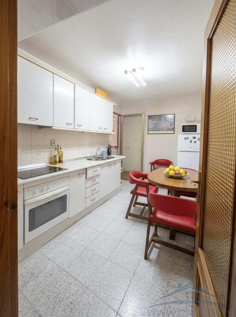 3 спальная комната квартира продается